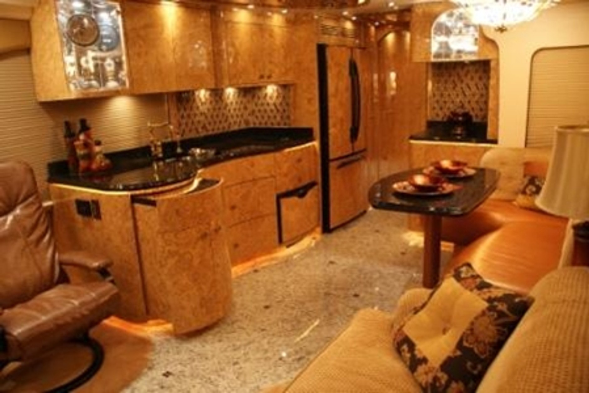 Obrzydliwie luksusowe posiadłości na kołach