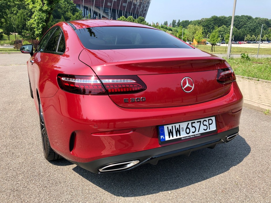 Mercedes E 300 Coupe
