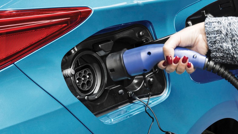 Toyota Prius Plug-in Hybrid - hybryda 2.0