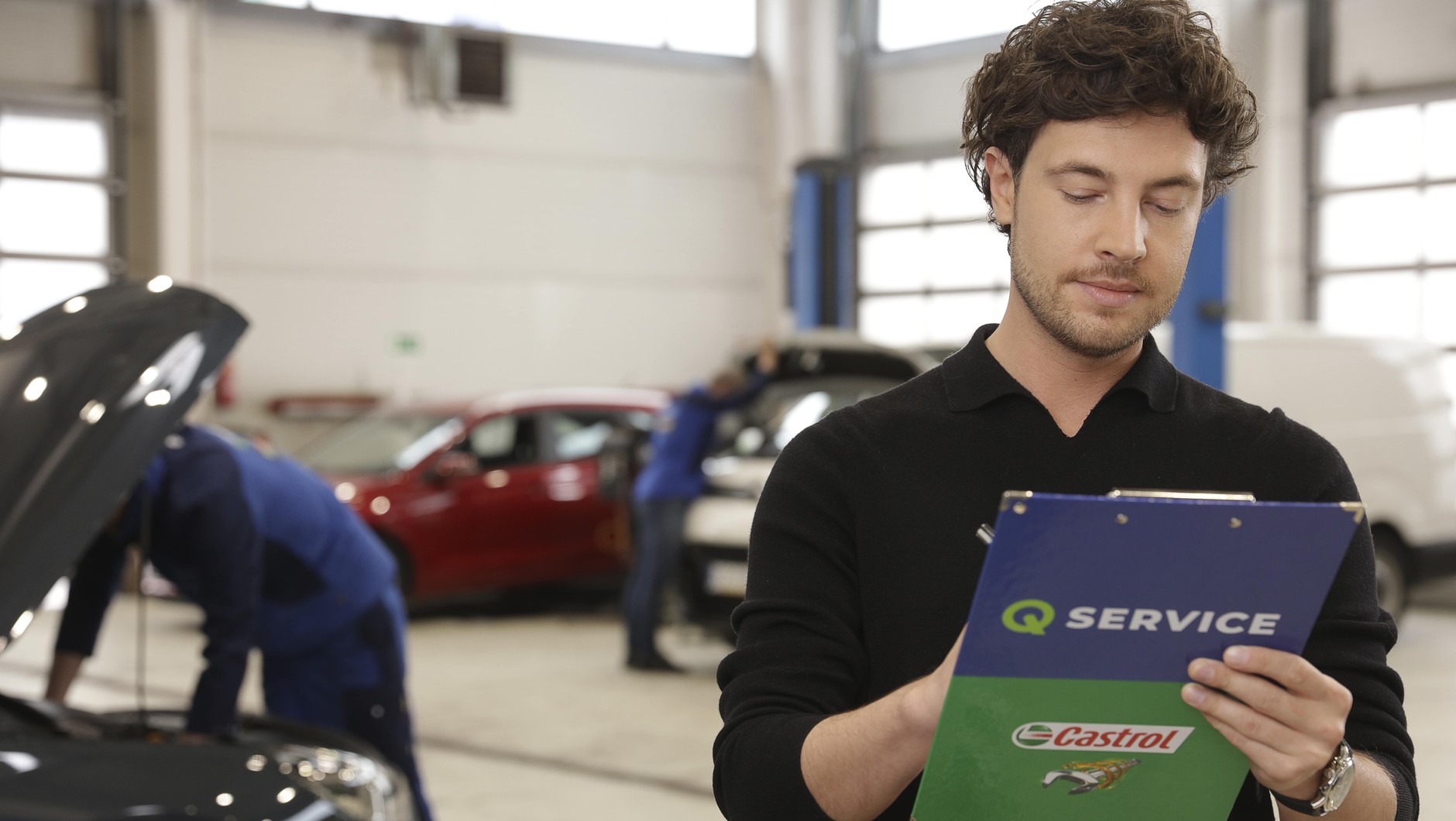 Q Service Castrol