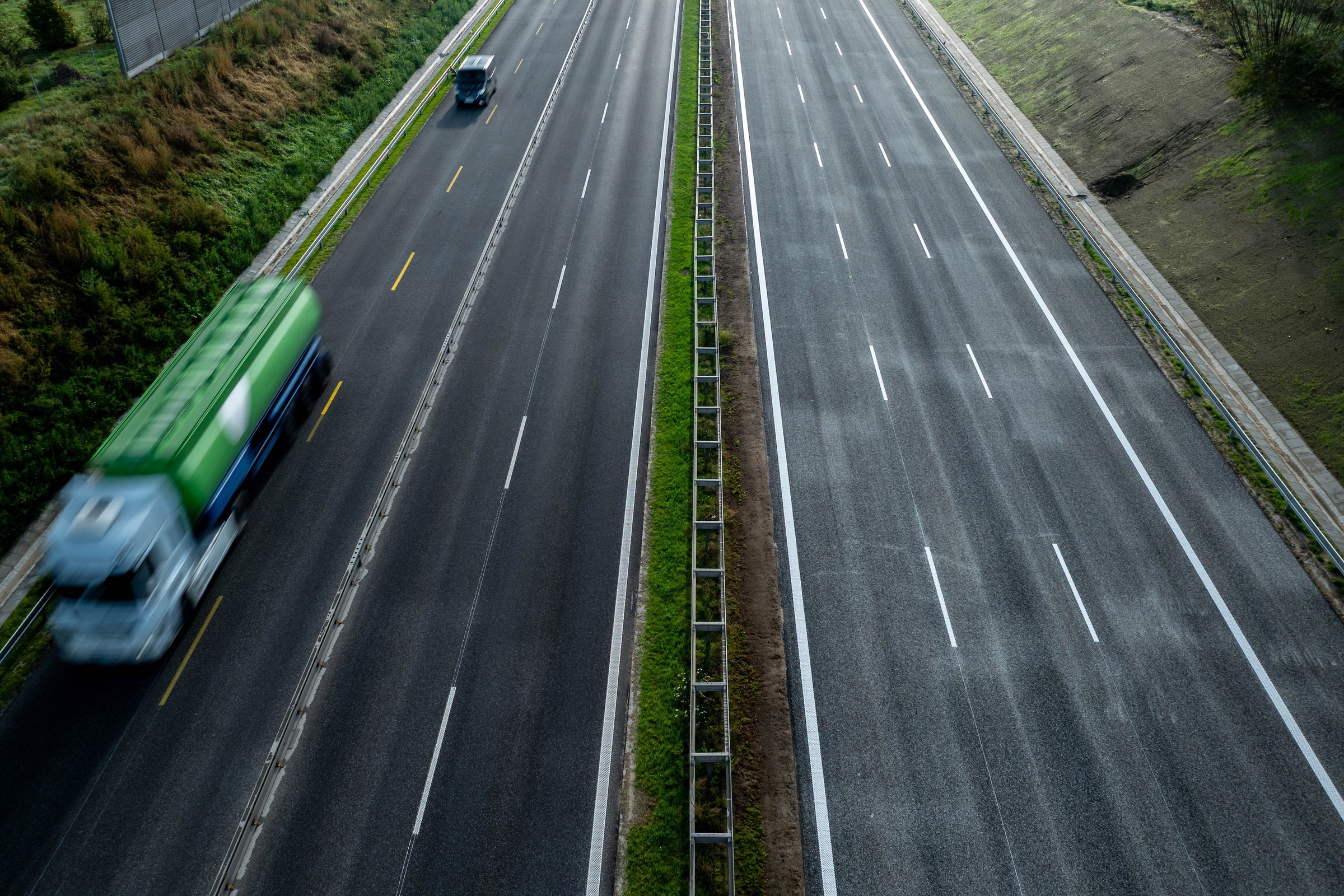 Obwodnica Poznania w całości trzypasmowa. Budowa przebiegła dużo szybciej niż zakładano