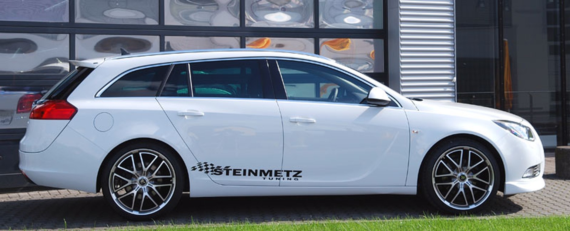 Opel Insignia Sports Tourer – czary firmy Steinmetz