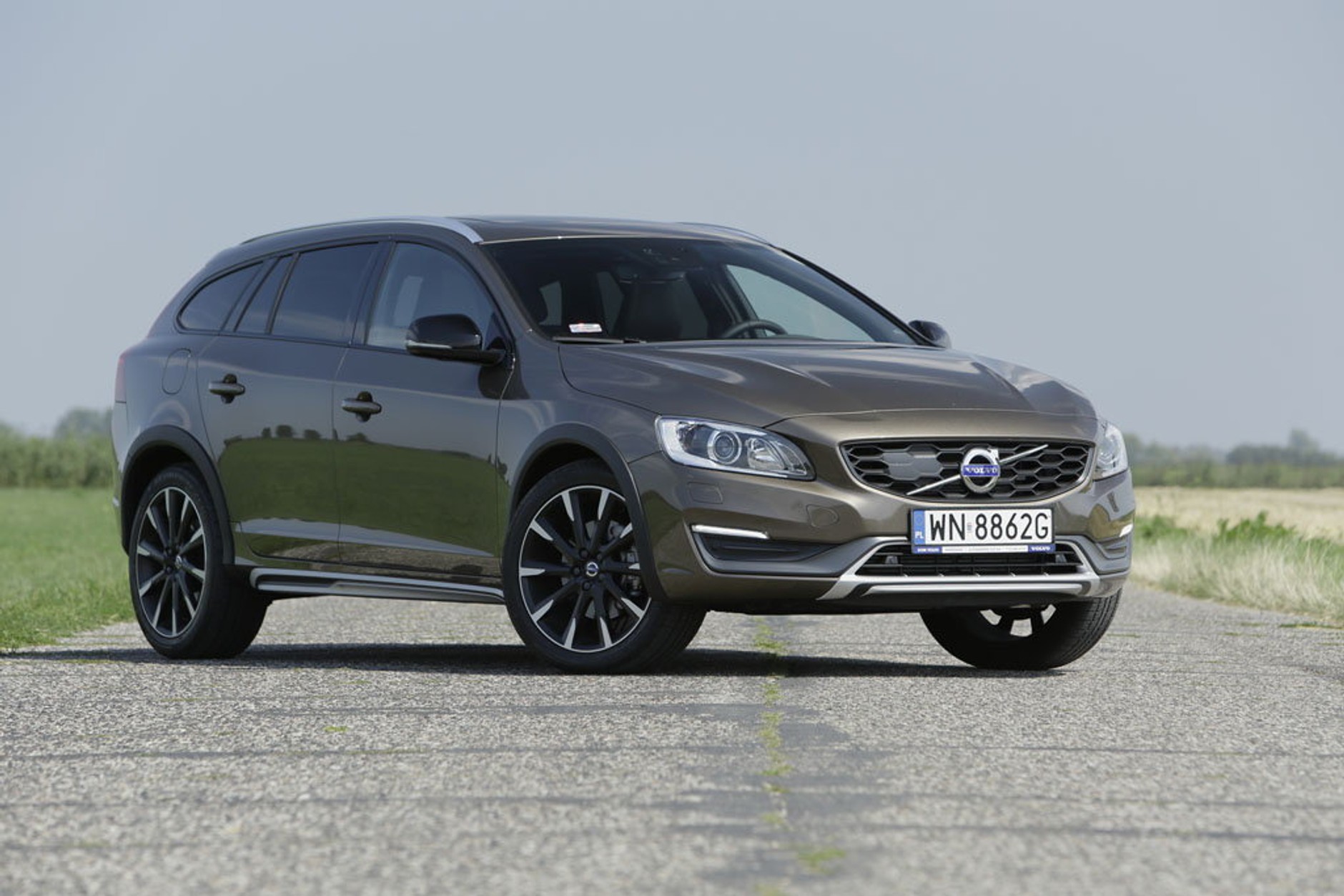 Za ładne na dziurawe drogi - test Volvo V60 Cross Country