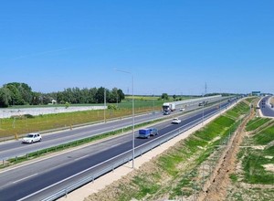 Zmiany dla kierowców na S8. Można już korzystać z dwóch pasów przy węźle Ostrów Mazowiecka Północ