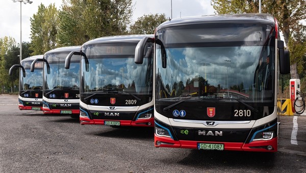 Zasięg elektrycznych autobusów nawet o połowę niższy od zakładanego. Gdańsk na razie nie widzi problemu