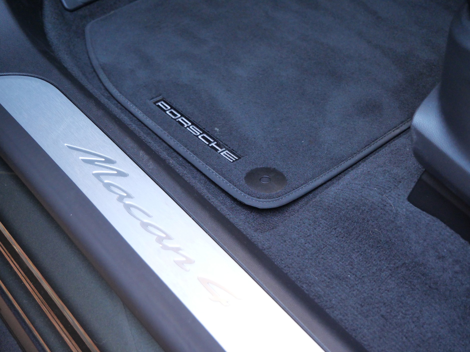 Porsche Macan 4 electric