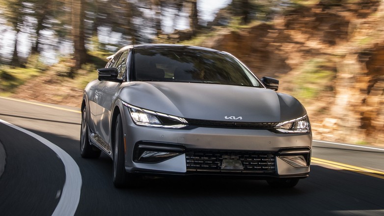 Kia EV6 (wersja na rynek USA; model roku 2023)