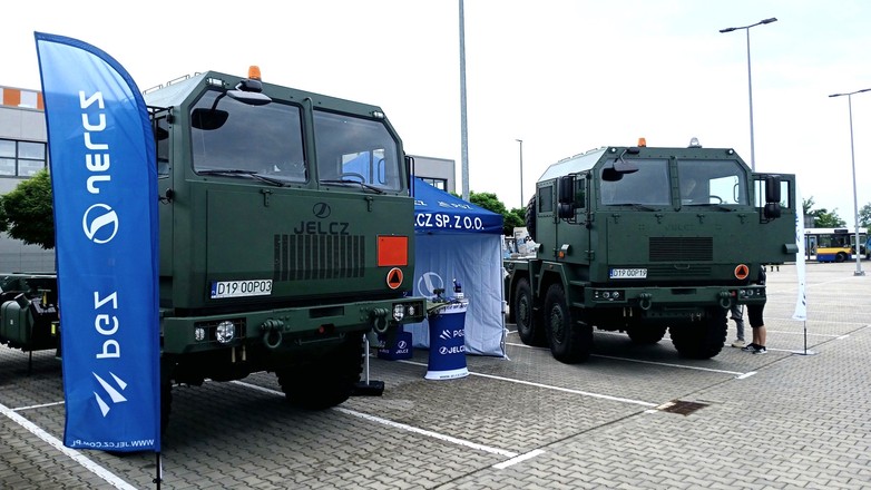 Wojskowe ciężarówki Jelcz
