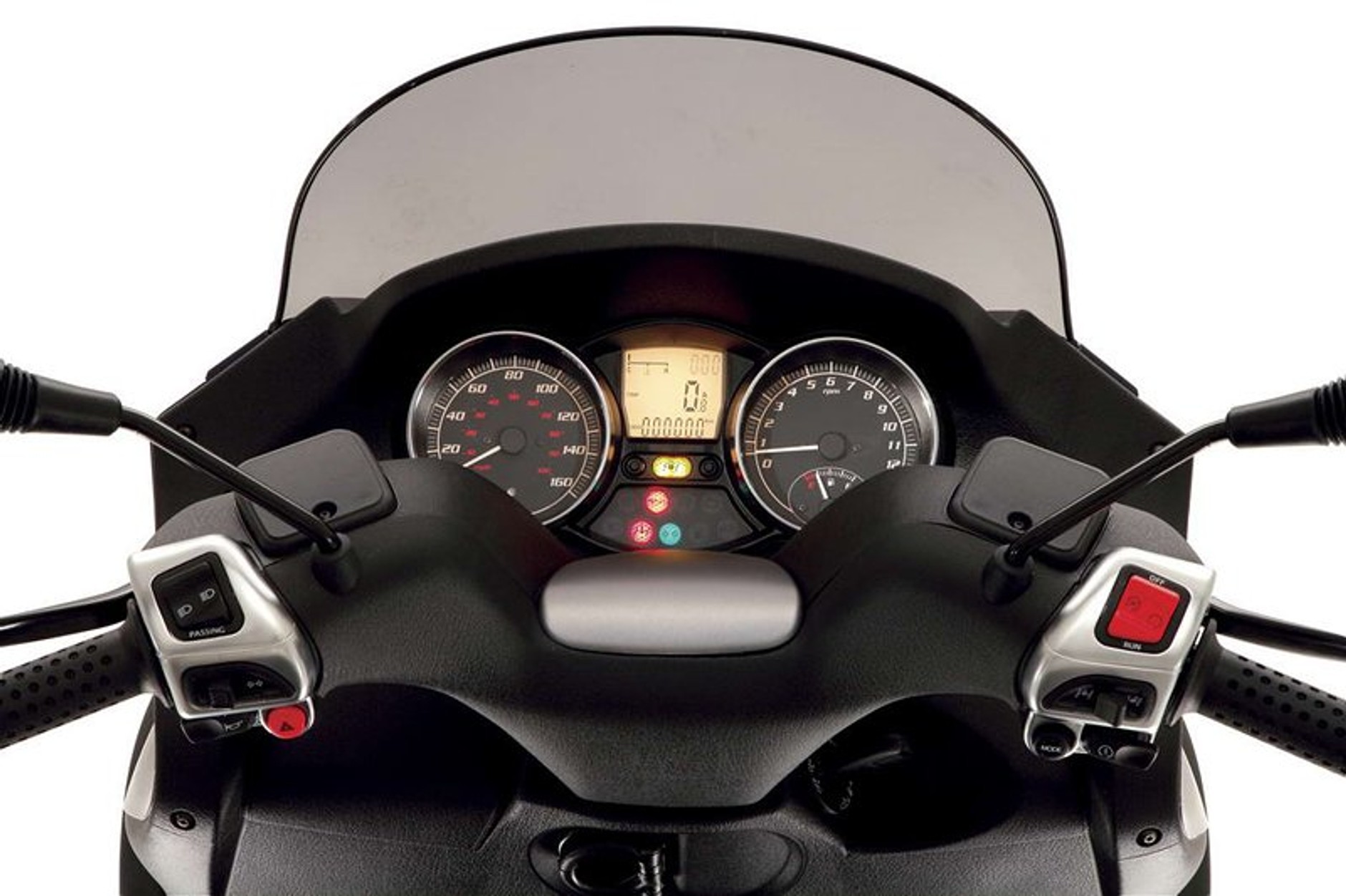 Gilera Fuoco 500 i Piaggio MP3 400: trójkołowcem do pracy