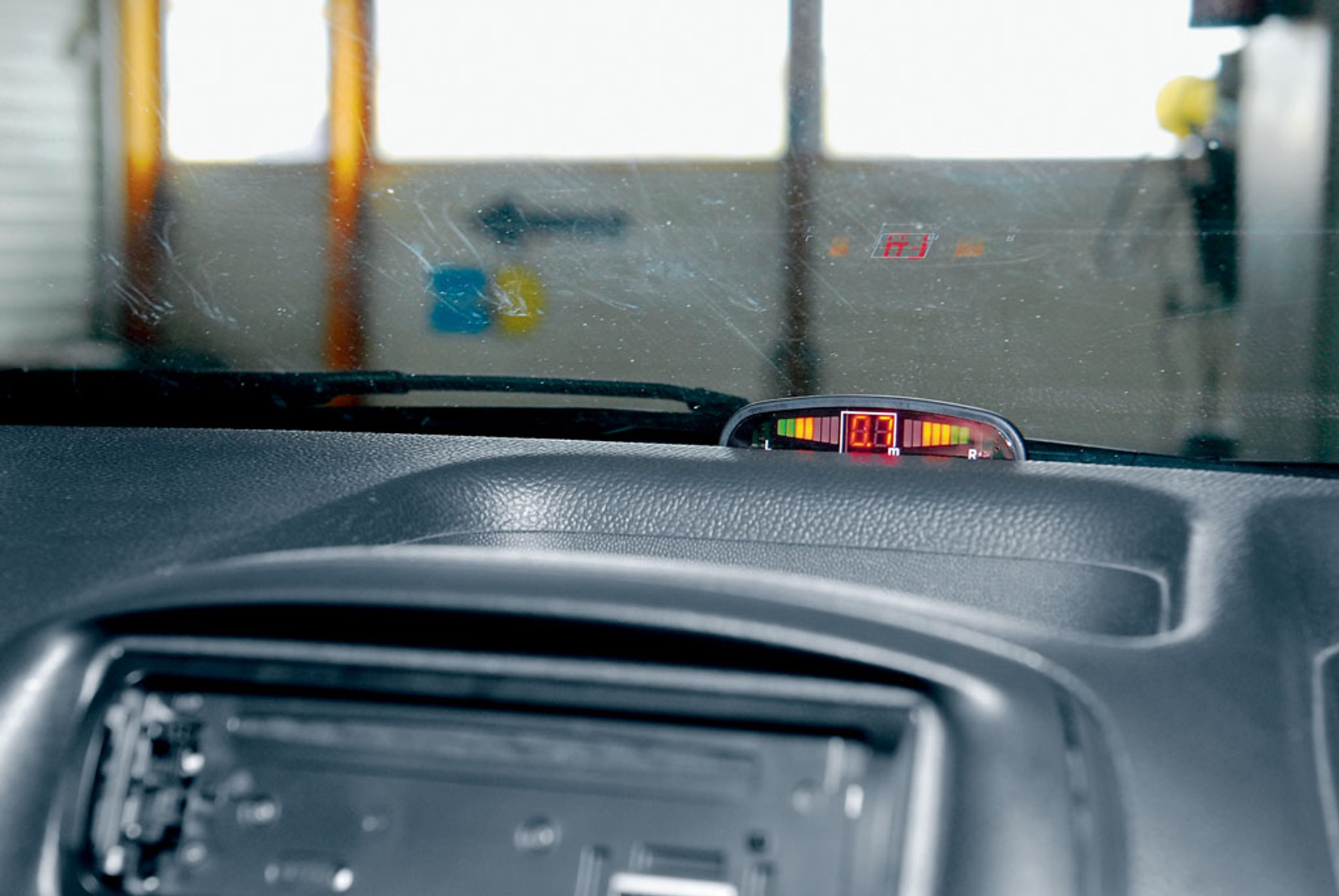 Montaż czujników parkowania krok po kroku