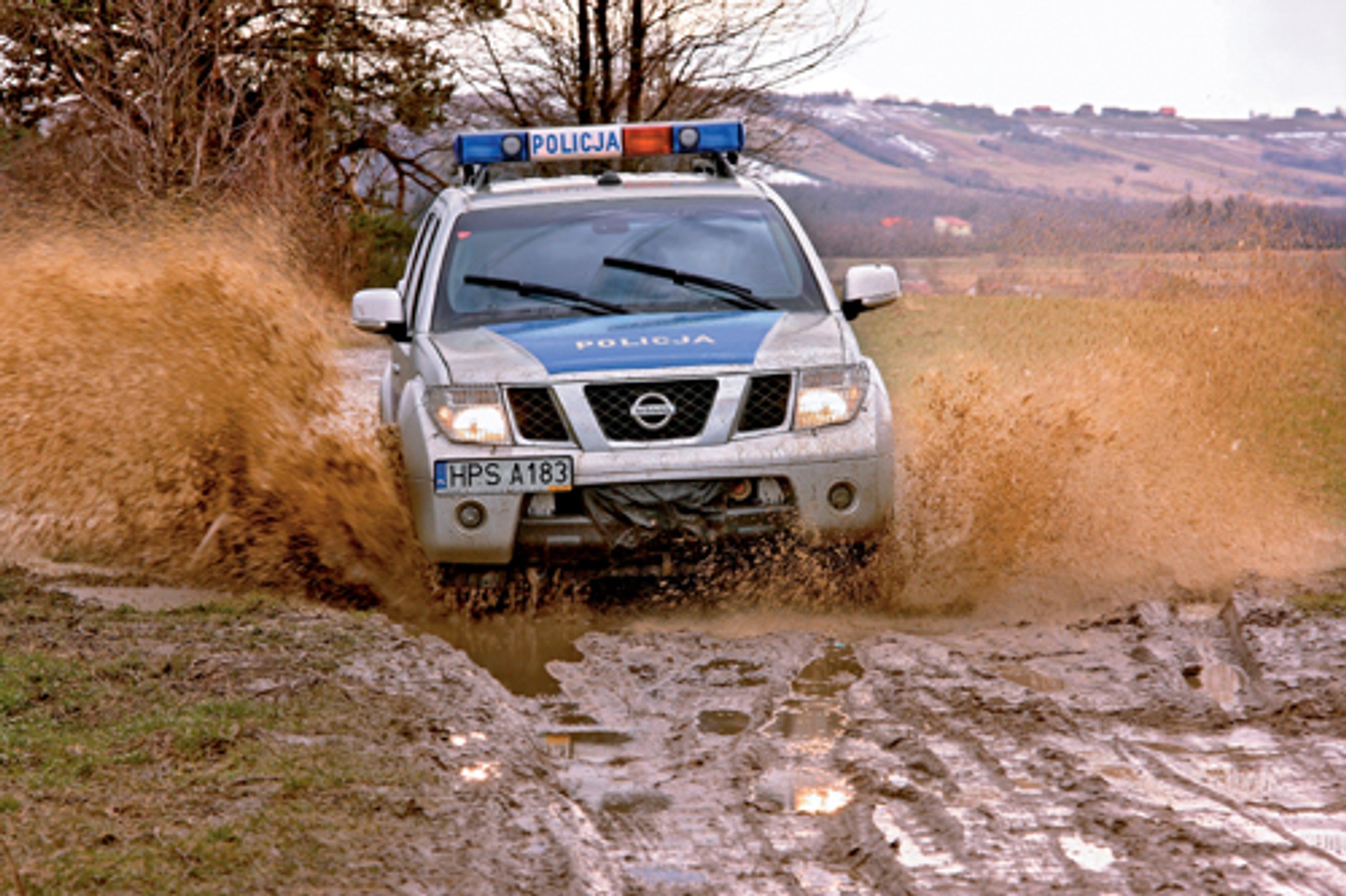 Nissan Pathfinder 2.5 - W służbie policji