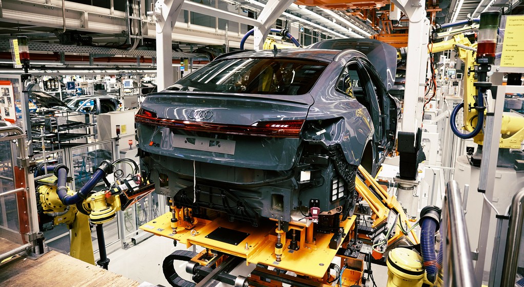 Produkcja Audi Q8 e-tron w niedziałającej już fabryce pod Brukselą