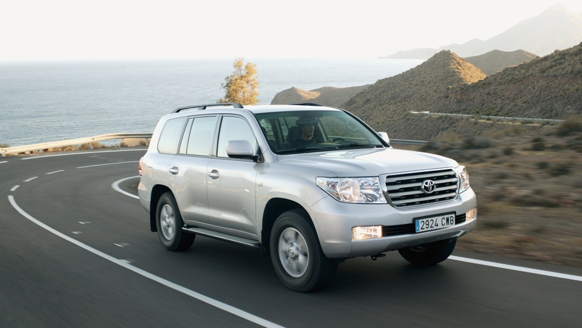 Toyota Land Cruiser V8
