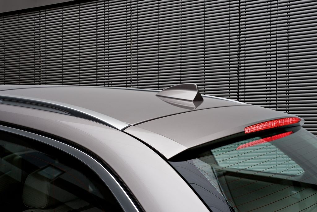 BMW5 Touring rok modelowy 2011 – zdjęcia i dane techniczne