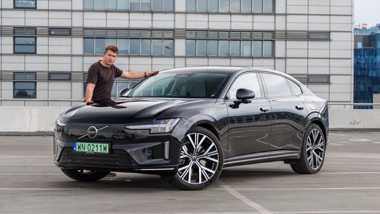 Volvo ES90