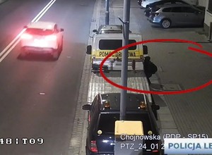Złodziej już włamał się do zaparkowanej autolawety. Tego się nie spodziewał