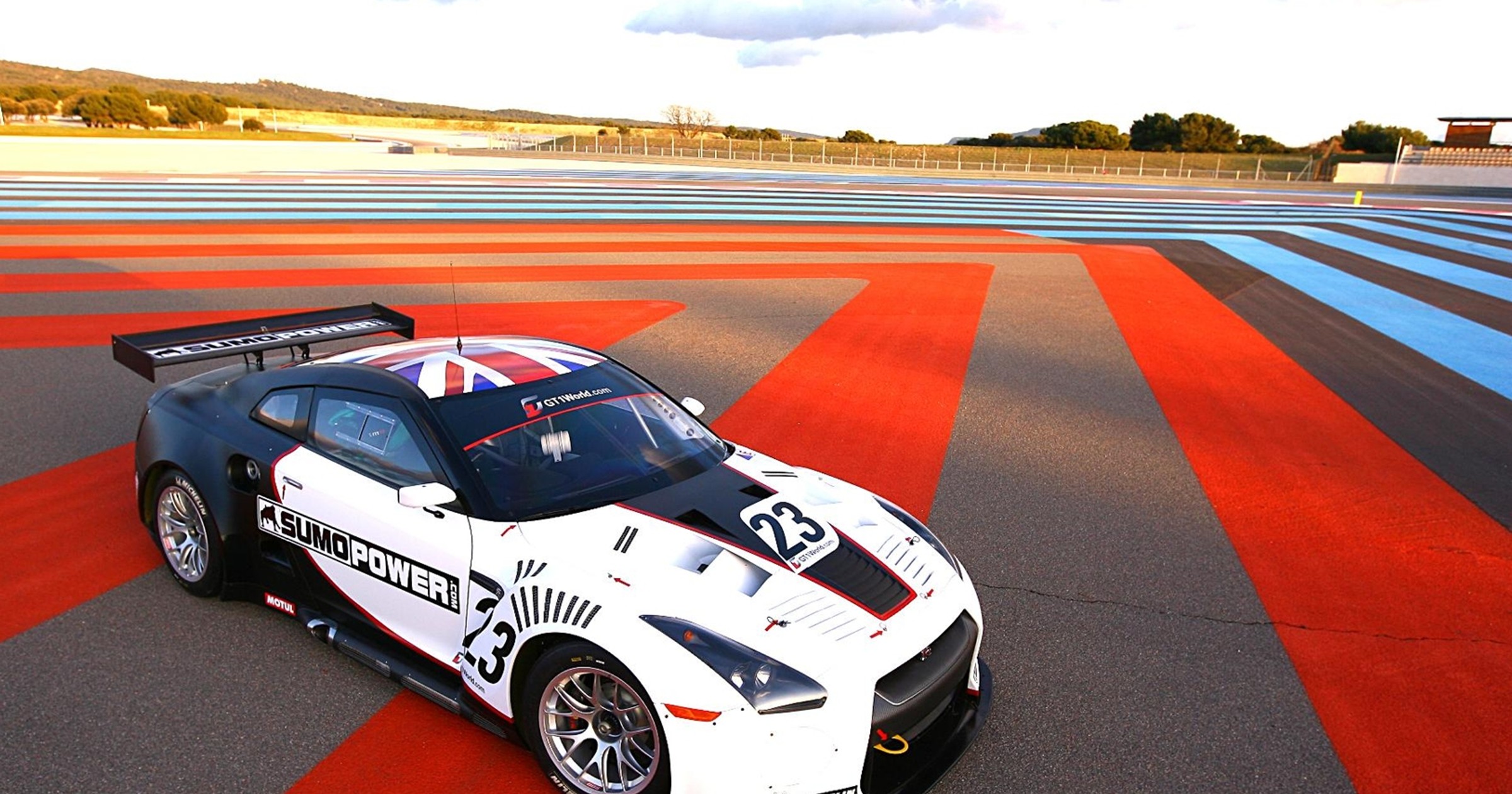 Nissan GT-R