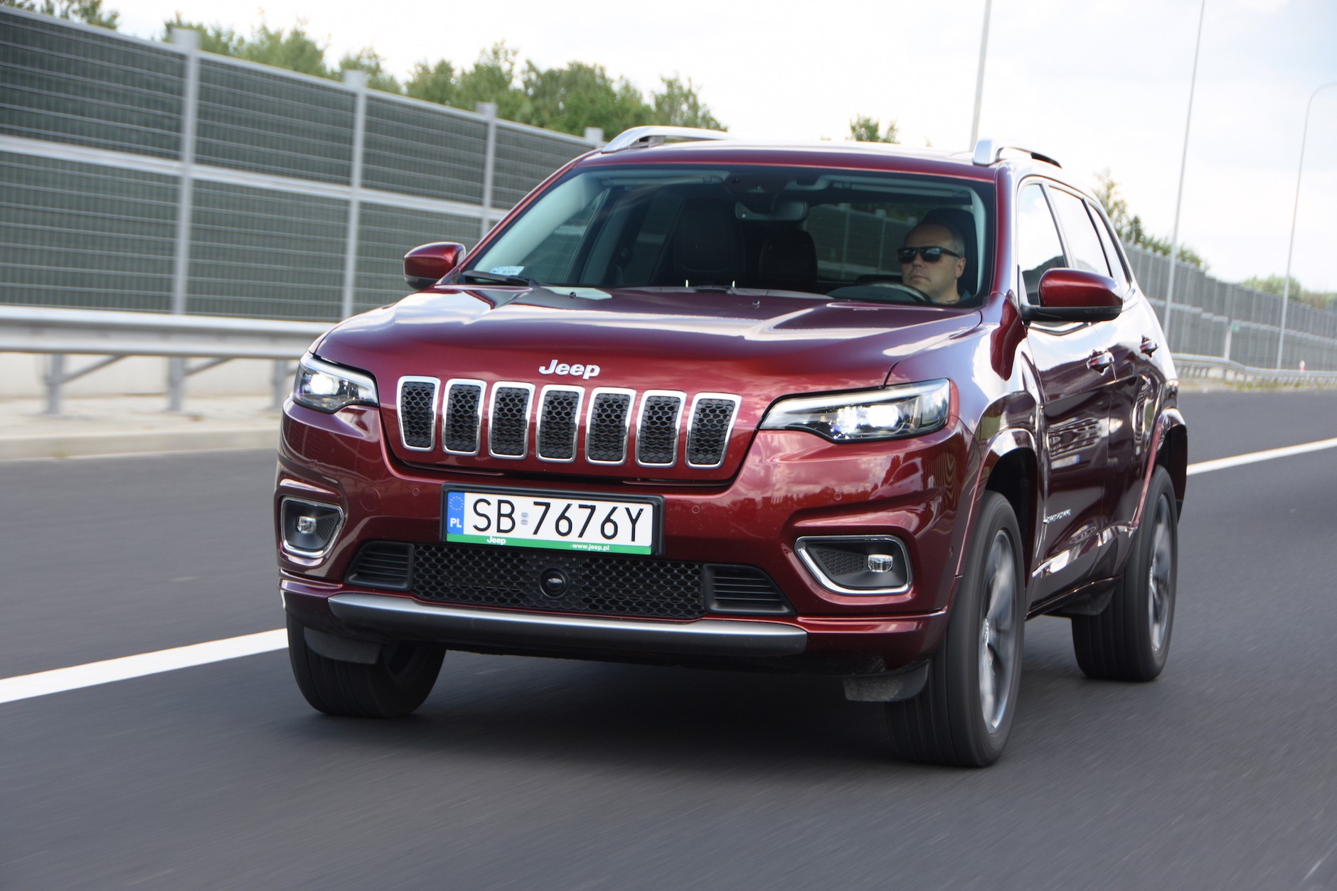 Jeep Cherokee Overland – terenówka na luksusowo