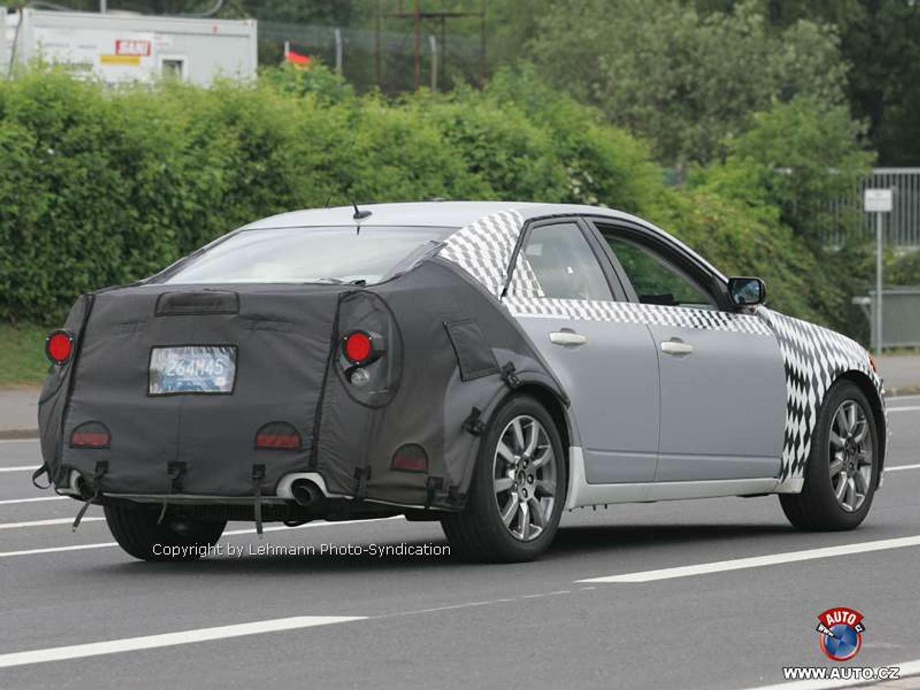 Spy Photos: nowe zdjęcia Cadillaca CTS