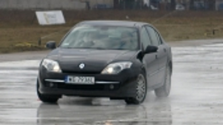 Laguna kontra "reszta świata"