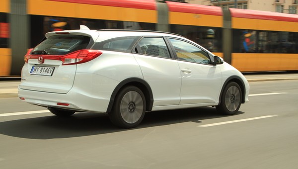 Używane kompaktowe kombi z dieslami - który model będzie najlepszym wyborem?