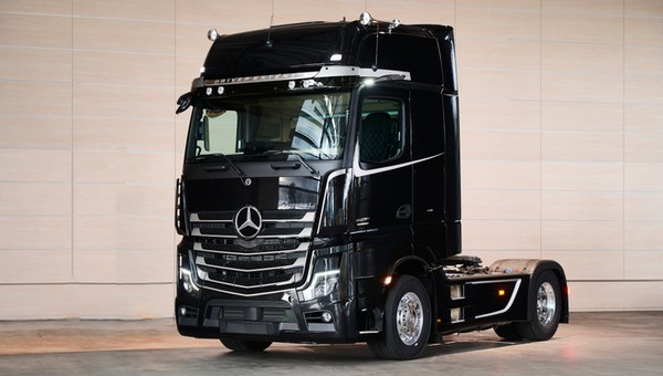 Daimler Truck przestanie wspierać Kamaza i odchodzi z Rosji 
