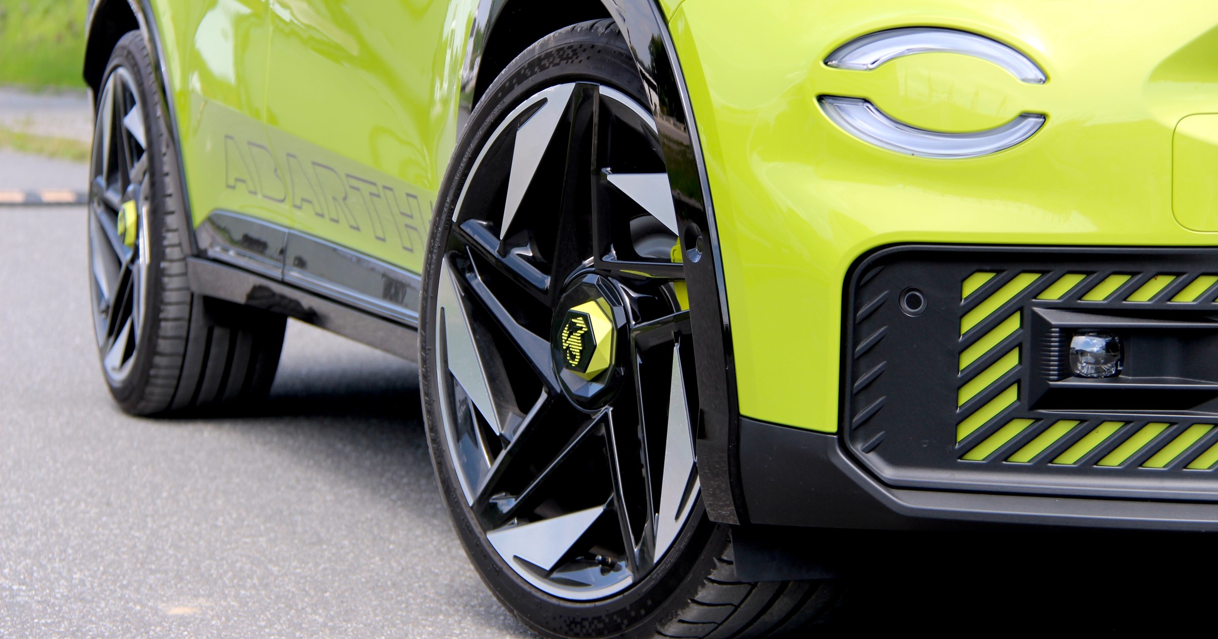 Abarth 600e Scorpionissima