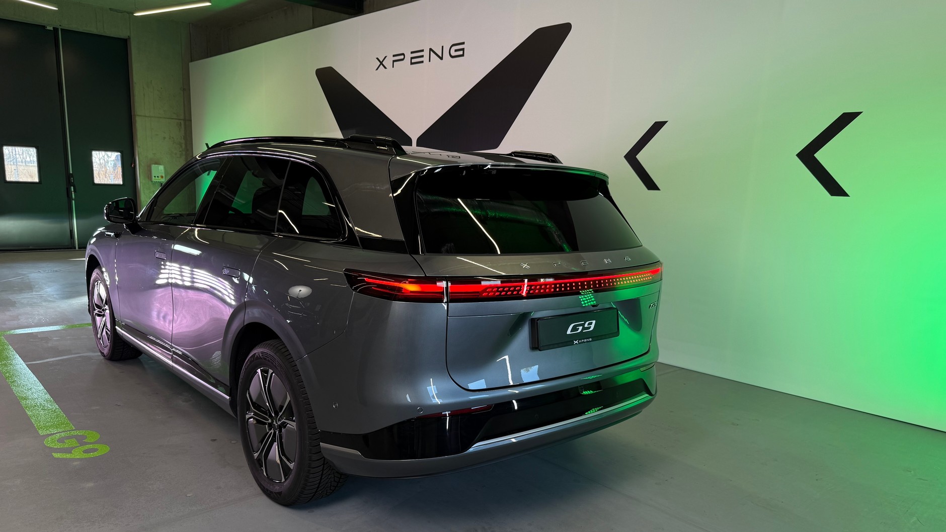 XPeng G9