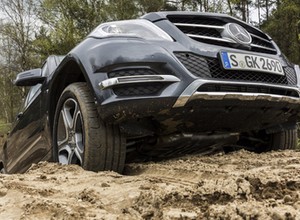 Mercedes – 76 modeli z napędem 4MATIC