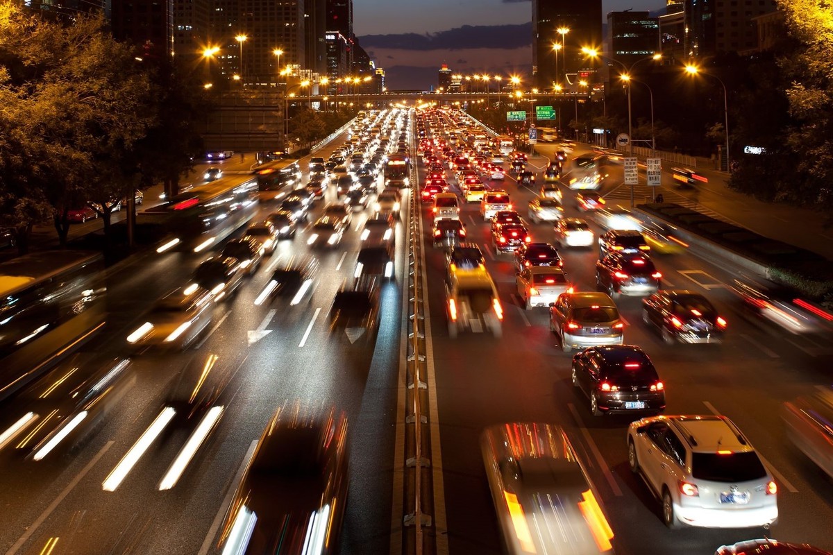 Analitycy: aż 114 chińskich marek aut może mieć problemy finansowe. Co to oznacza dla nas?