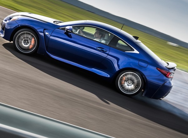 Lexus LC 500: premiera na torze Silesia Ring