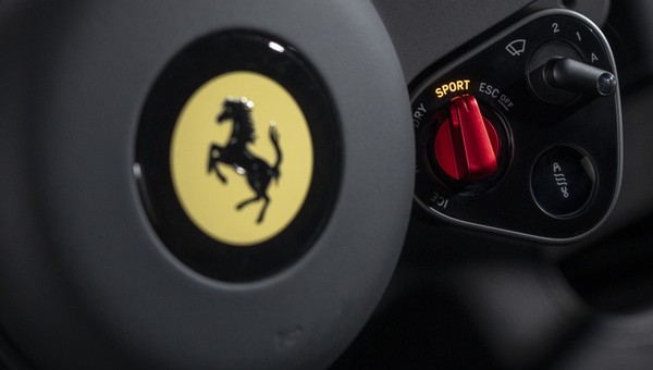 Ferrari Luce (zdjęcie ilustracyjne)