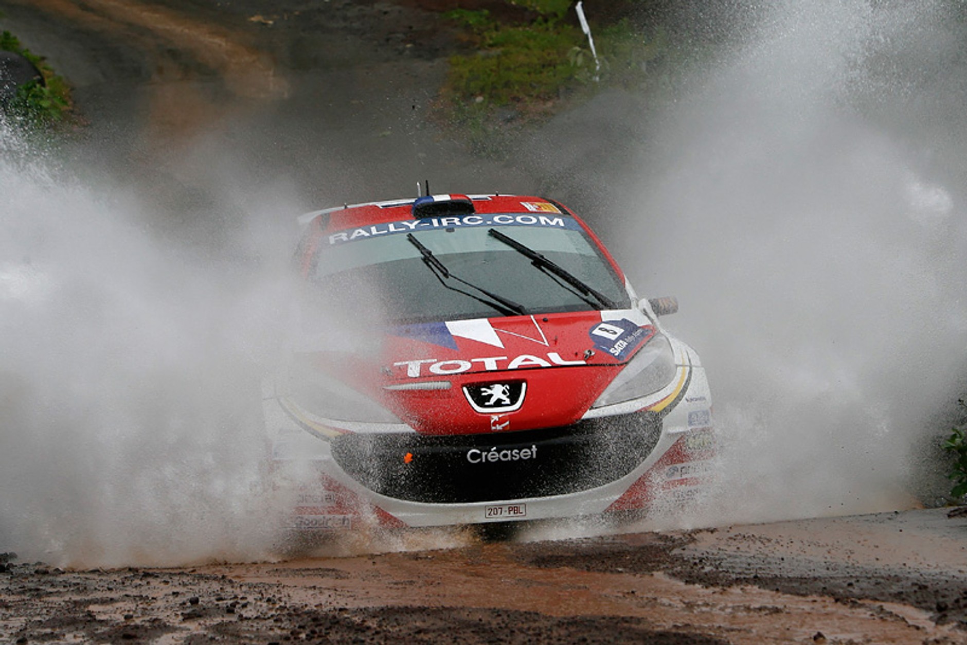 IRC – SATA Rally Acores: Kris Meeke i Peugeot 207 S2000 (fotogaleria)
