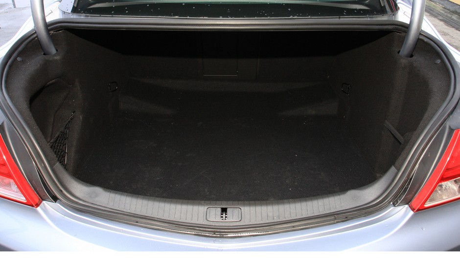 Opel Insignia I A (2008-17) – 29 500 zł za 2011 r.