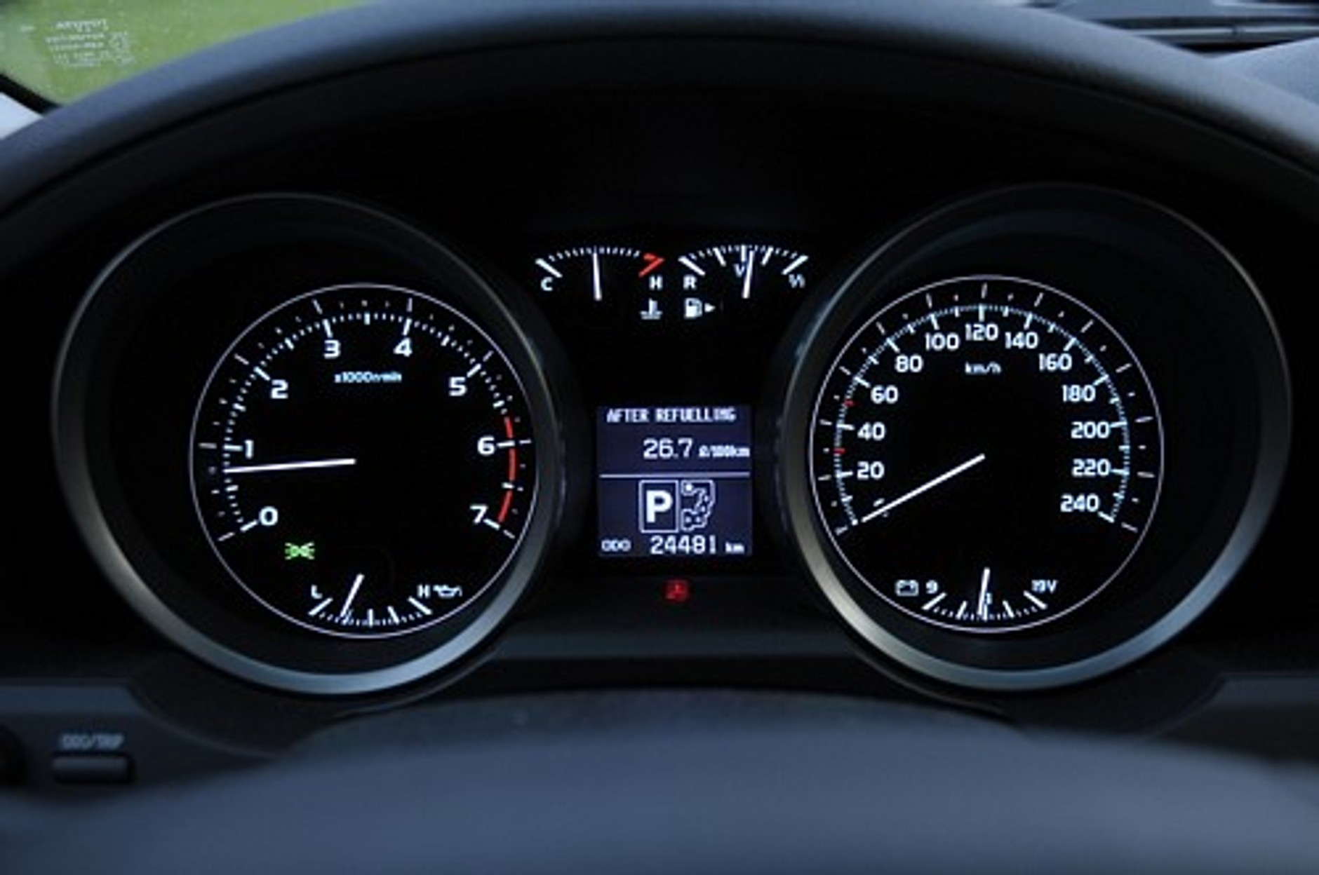 Toyota Land Cruiser v8 4.7 - Kolos w terenie