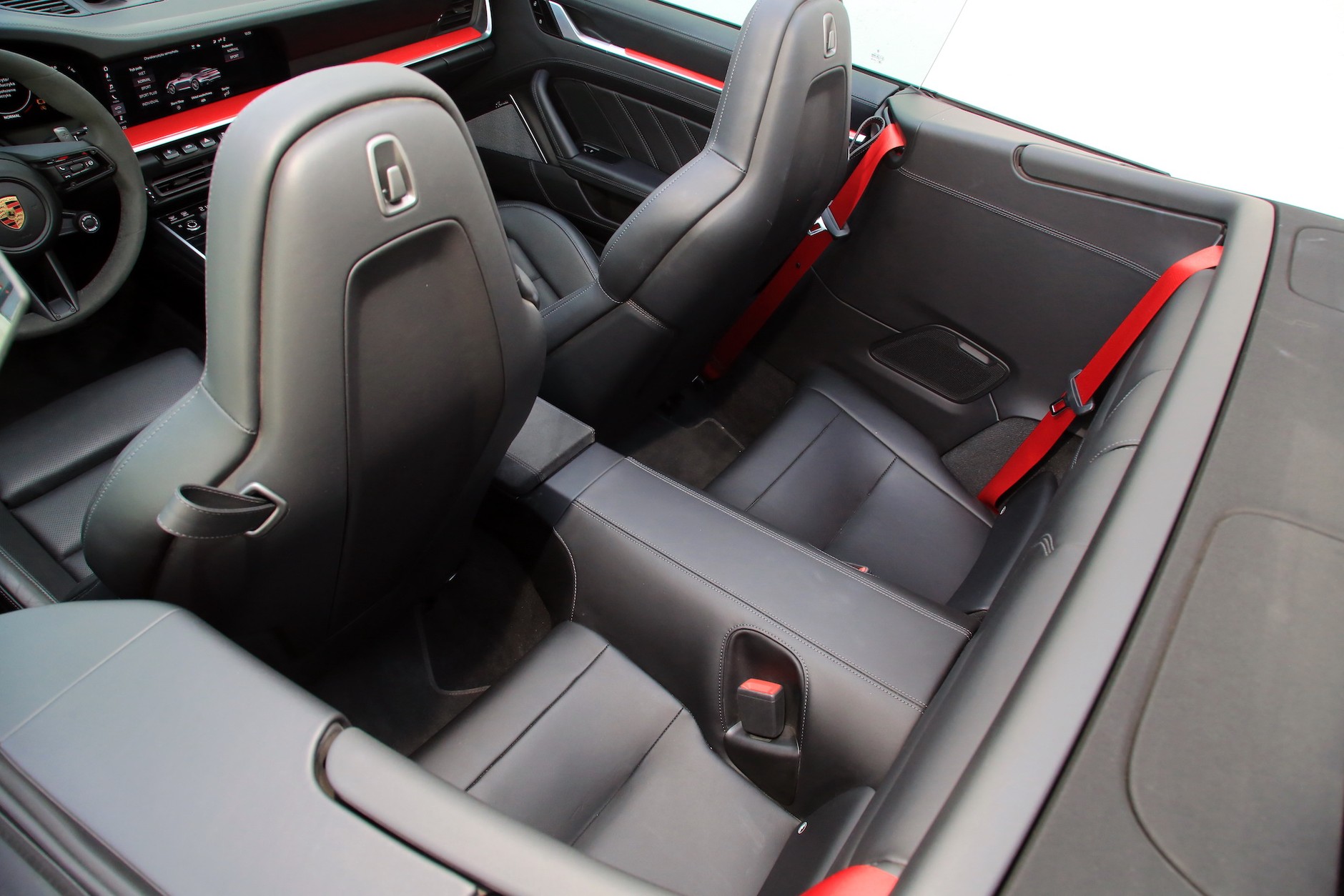 Porsche 911 Turbo S Cabrio (2021, 992)