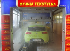 Masz nowe auto? Uważaj w myjni automatycznej!