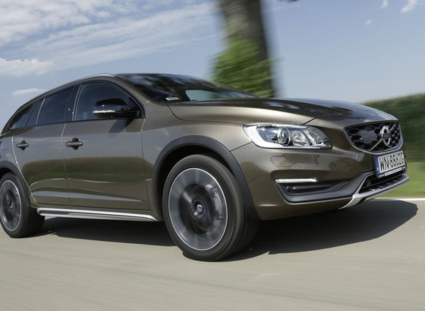 Za ładne na dziurawe drogi - test Volvo V60 Cross Country D4 AWD