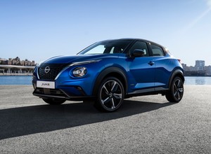 Nowy Nissan Juke Hybrid spali do 40 proc. mniej benzyny. Do sprzedaży trafi latem