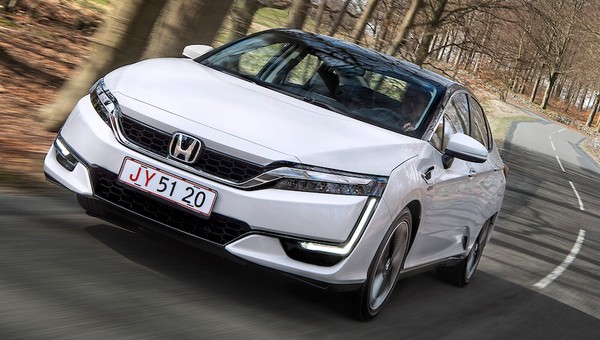 Honda Clarity Fuel Cell - czyli, mobilna elektrownia