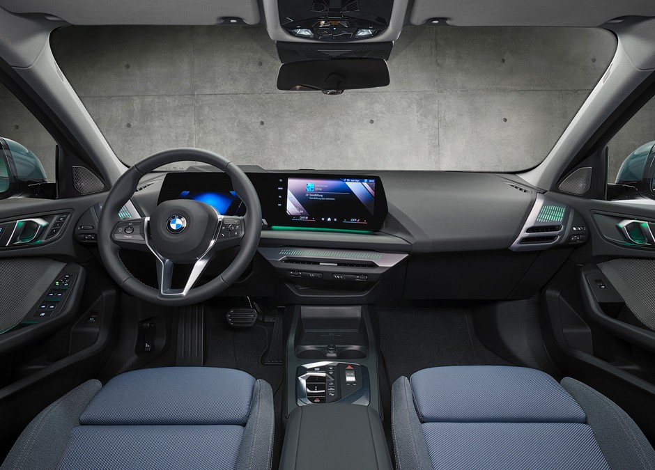 2024 BMW Serii 1