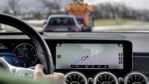 Mercedesy będą monitorować holenderskie drogi. Dane posłużą m.in. służbom drogowym