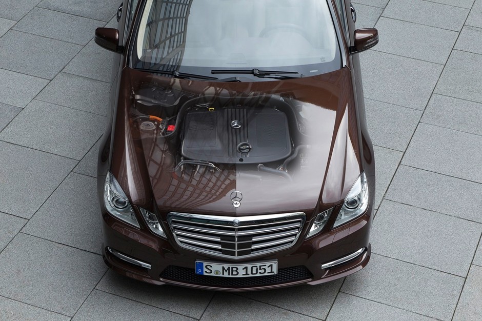 Mercedes Klasy E z napędem hybrydowym