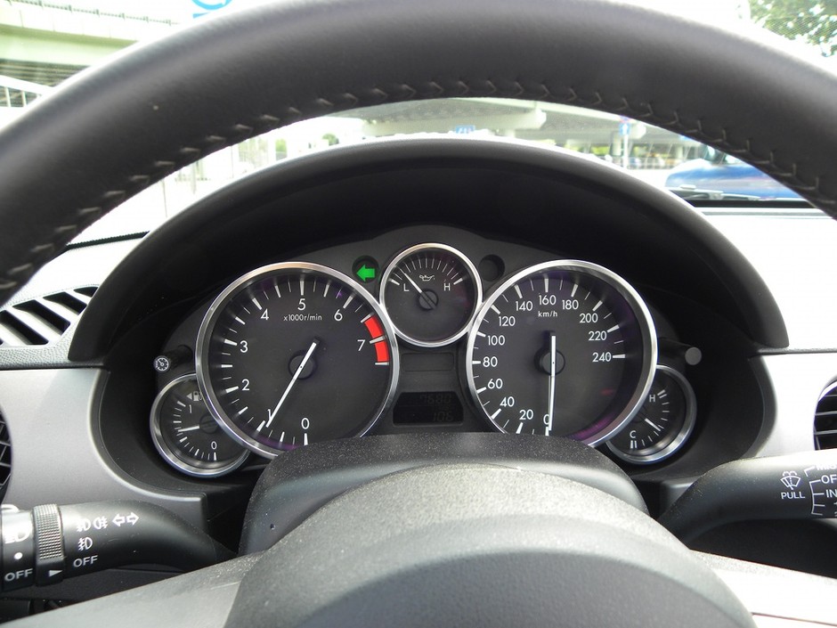 Mazda MX-5 kontra Mazda MX-5 - Radość z jazdy na dwa sposoby