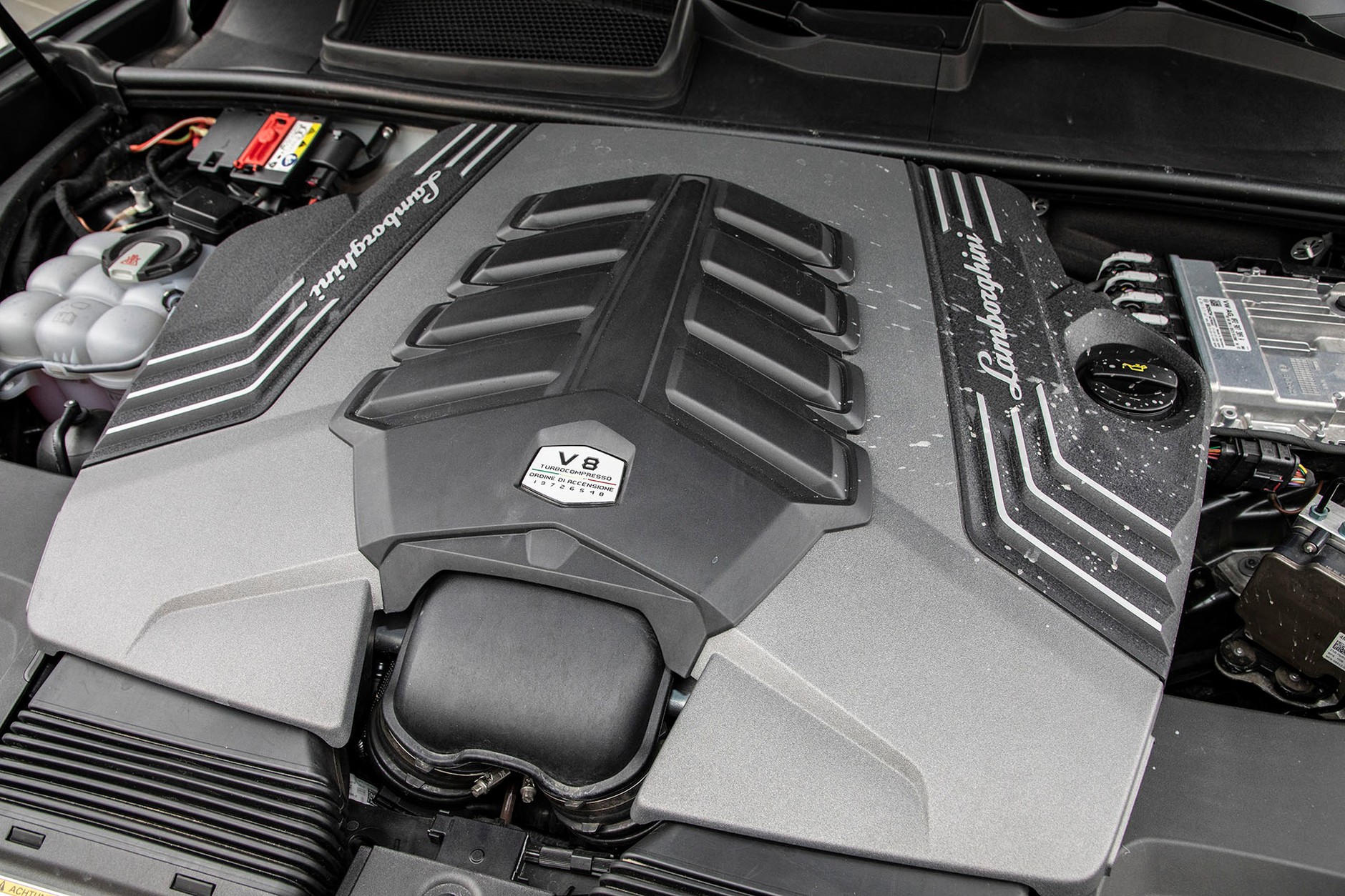 Lamborghini Urus - najdynamiczniej przyspieszający SUV na Ziemi