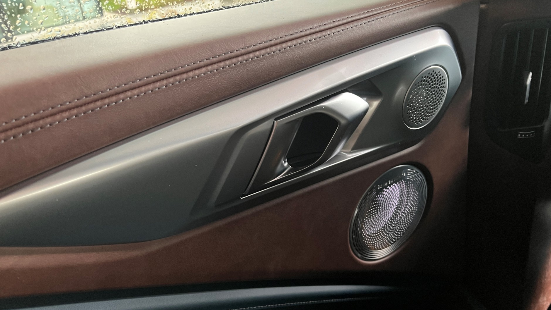 BMW XM (od 2023 r.)