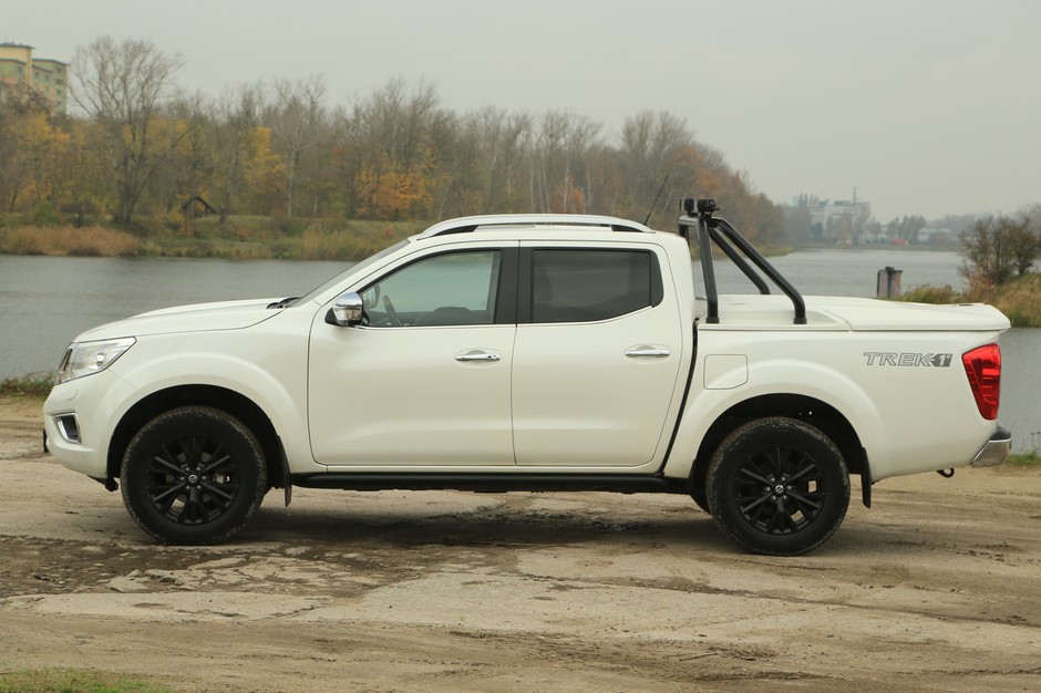Nissan Navara Trek