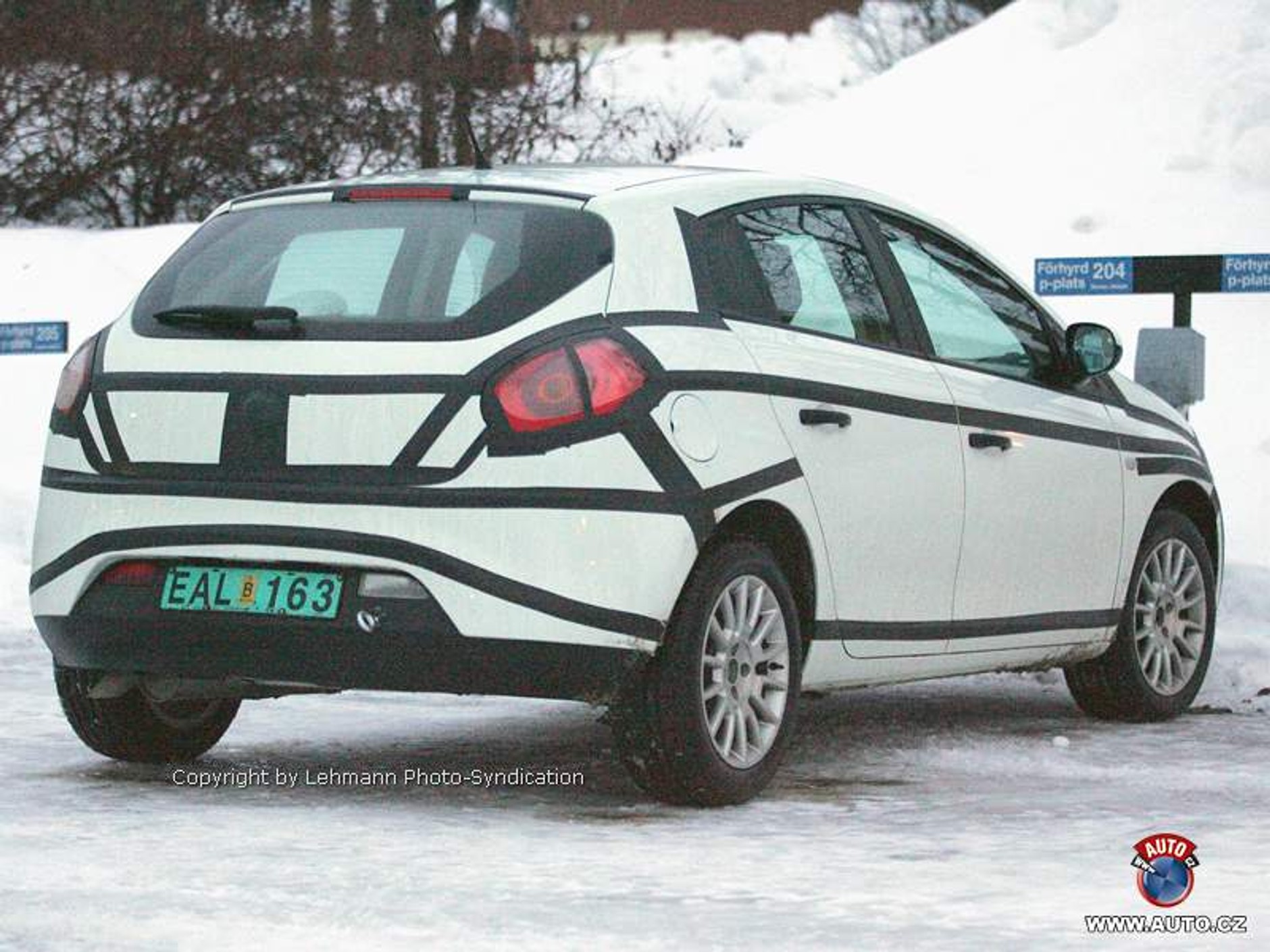 Zdjęcia szpiegowskie: wnętrze Fiata Bravo