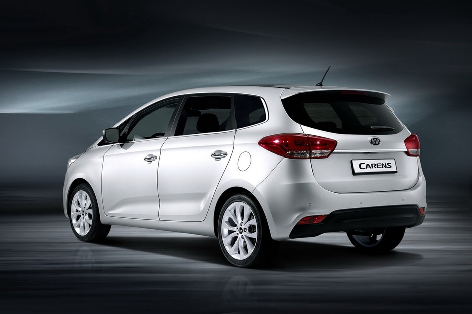 Nowa Kia Carens jak ceed