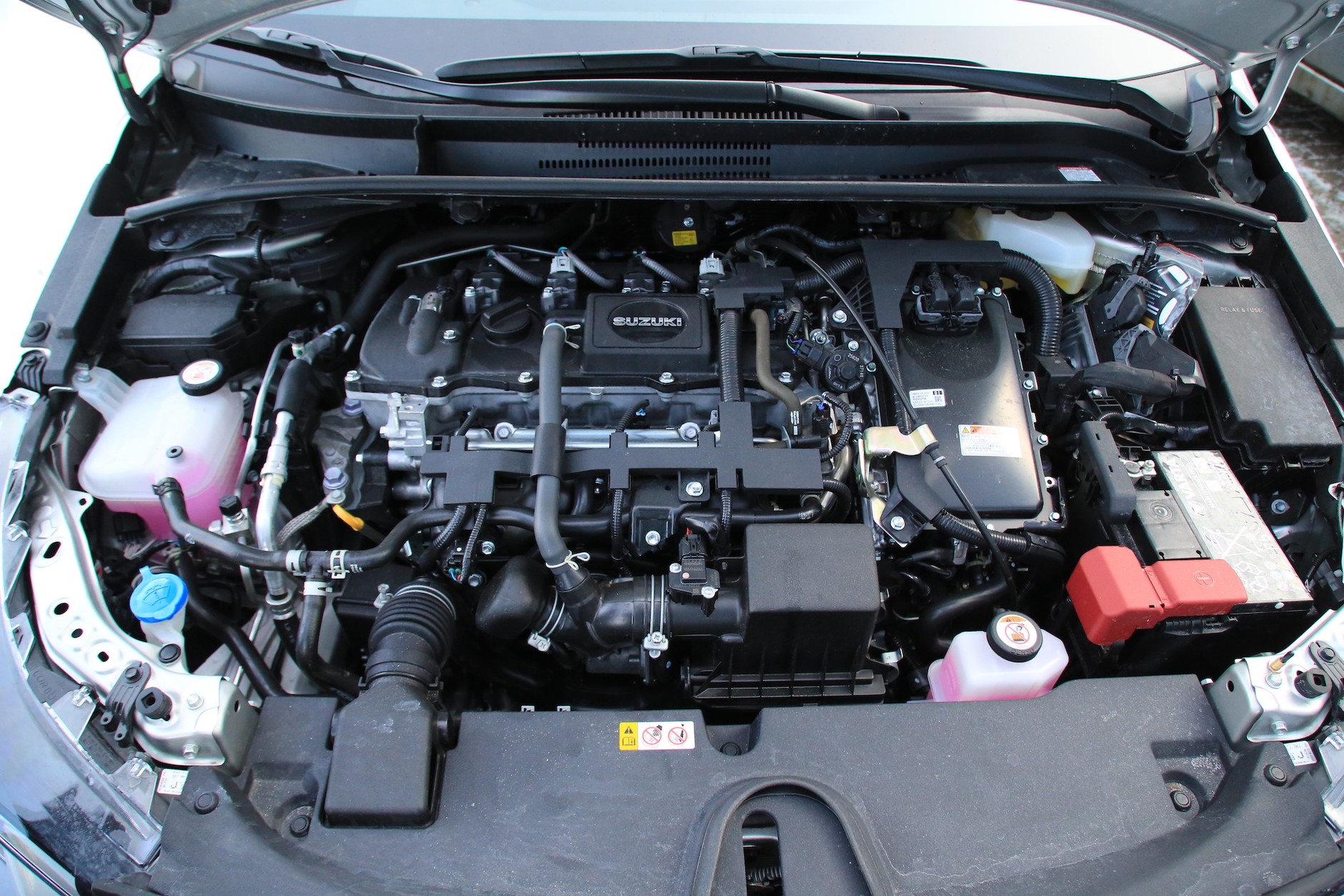 Suzuki Swace 1.8 Hybrid